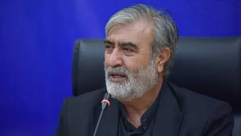 تهدید ابراهیم عزیزی: منطقه را فورا ترک کنید