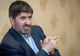حصر خلاف قانون اساسی است/ رئیسی را برای ریاست‌جمهوری مناسب نمی‌دانم/قالیباف تخلفات داشته اما مدیر خوبی است/ رهبری به احمدی نژاد علاقمند است