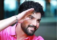 ببینید| ماجرای کنار گذاشته شدن سینا مهراد از بامداد خمار