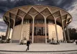 قمه‌کشی خونین اراذل و اوباش در حوالی تئاتر شهر +فیلم