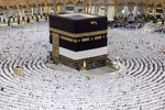 عربستان: منتظر زائران ایرانی هستیم