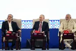 عکس| قاب پربازدید پزشکیان و مودی در اجلاس بریکس