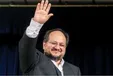 مخالفت روحانی با استعفای وزیر صنعت