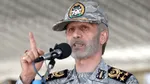 فرمانده کل ارتش: یقه کسانی که رهبر ما را شهید کردند رها نخواهیم کرد