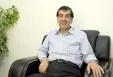 دولت احمدی نژاد بدون فکر کردن کار می‌کرد/ جوانان به دنبال حل مشکلات امروز باشند