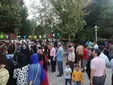 ببینید| نذر گلس موبایل در مهمانی کیلومتری غدیر!