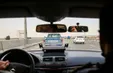 تعقیب و گریز پلیس با سارق در جاده بارانی