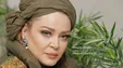 بهاره رهنما درحال کتابخوانی در منزل شخصی اش+عکس