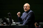 قالیباف: هر چقدر قدرت نظامی داشته باشیم، اگر مردم گرسنه باشند دوام نمی‌آوریم| ما نه جنگ‌طلبیم و نه به دنبال جنگ
