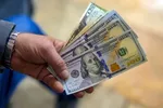 آخرین قیمت‌ها از بازار ارز؛ کاهش اندک نرخ دلار در بازار آزاد