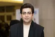 فرزاد حسنی  این روزها کجاست؟