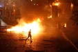 تظاهرات در لبنان در اعتراض به طرح دولت برای وضع مالیات‌های جدید / پلیس: ۴۰ نفر از نیرو‌های امنیتی زخمی شدند