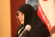 ببینید| روضه‌خوانی فرزند آیت‌الله مجتبی خامنه‌ای برای مادرش