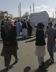 در اعتراضات زاهدان چه گذشت؟/ زنان بعد از نماز جمعه به خیابان آمدند