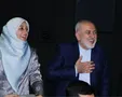 ببینید| حضور محمد جواد ظریف و همسرش برای تماشای تئاتر
