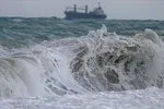 هشدار زرد هواشناسی؛ شنا و فعالیت‌های دریایی در مازندران ممنوع شد