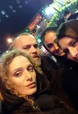 سلفی خانم بازیگر با خانواده در شب عاشورا+ عکس