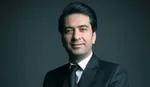 ببینید| اجرای زنده محمد معتمدی در تجمعات شبانه