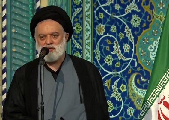 سید مصطفی خامنهای: صبر منافاتی با انتقام و برخورد با اشرار ندارد سید مصطفی خامنهای: صبر منافاتی با انتقام و برخورد با اشرار ندارد