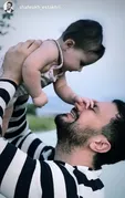 سرگرمی شاهرخ استخری با دختر نازش +عکس