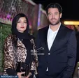 استایل پلنگی ساره بیات در کنار گلزار + عکس