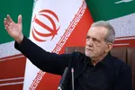 ببینید| ماجرای حرکت پزشکیان در دیدار با رهبر معنوی هند چه بود؟