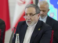ببینید| اسکورت عراقچی در نیویورک توسط نیرو‌های امنیتی آمریکا