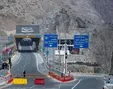 چالوس و آزادراه تهران - شمال یکطرفه شد
