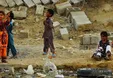 هزاران چابهاری بدون آب و برق روزگار می‌گذرانند/ سهمیه روزانه هر فرد 15لیتر آب است