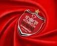 فروشنده استقلالی که پرچم و ماسک پرسپولیس می‌فروشد! +فیلم