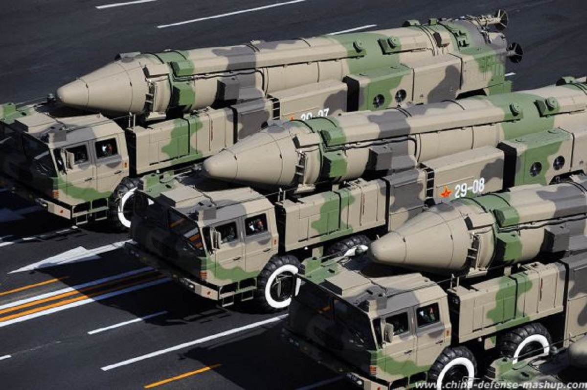 موشک بالستیک DF-21D موشک بالستیک DF-21D