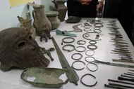 ببینید| ده‌پهلوان، باستان‌شناس: مواردی دیدیم که نماینده مجلس یا امام جمعه دنبال گنج و دفینه است