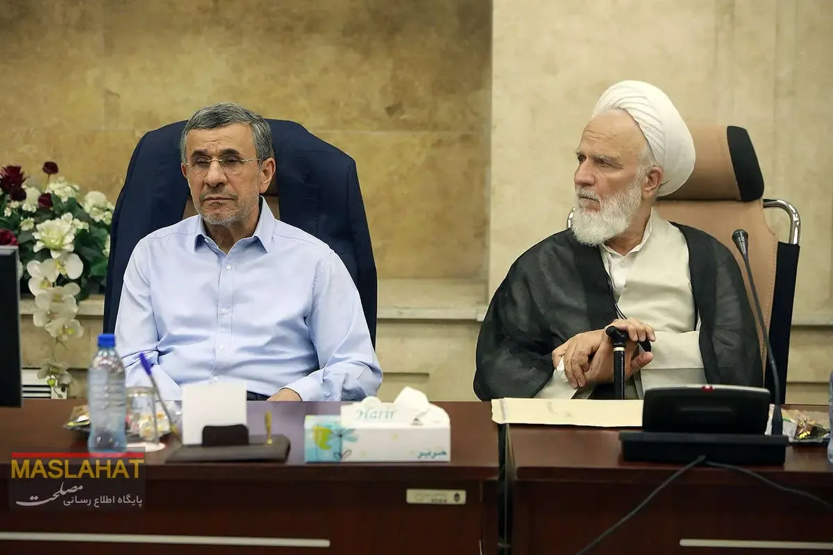 احمدی نژاد و جلیلی احمدی نژاد و جلیلی