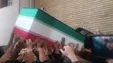 ببینید| پیکر رهبر شهید برای تشییع از مصلی خارج شد