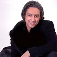 شباهت جالب خواننده پاپ به جواد خیابانی