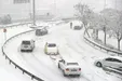 ببینید| گیرافتادن مسافران در جاده شمالی کشور به علت بارش برف
