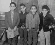 تصویری کمتر دیده‌شده از دوران کودکی مهران مدیری