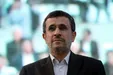 ببینید| حضور احمدی نژاد در چهلم یکی از جانباختگان حوادث دی ماه