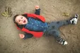نجات معجزه‌آسا یک کودک پس از سقوط از طبقه ششم +فیلم