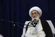 در تلویزیون و در فلان مسابقه، زن و مرد نامحرم کنار هم بگو بخند دارند | بعضی از این برنامه‌ها قطعاً خلاف شرع است