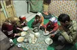 کاهش مصرف اقلام خوراکی در خانوارهای بیکارشده/ ۶۸ درصد از بیکارشدگان سرپرست خانوار هستند