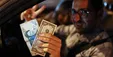 دیروز قرار بود با اجرای برجام دلار ارزان شود و امروز با اجرای FATF
