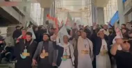 ببینید| لحظه ورود یمنی‌ها به مصلی تهران