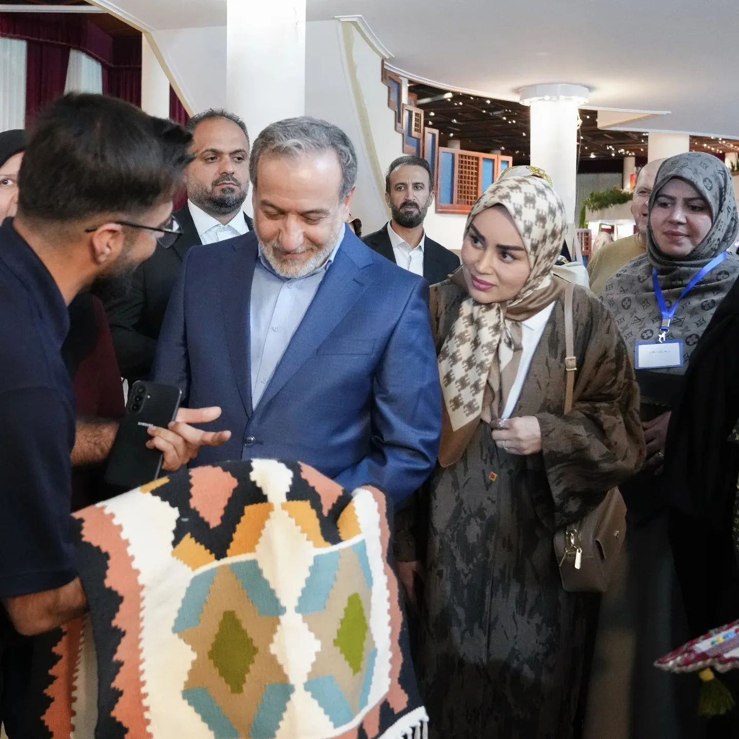 نمایشگاه بانوان دیپلماتیک نمایشگاه بانوان دیپلماتیک
