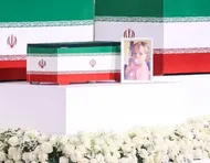 ببینید| ویدئویی از اقامه نماز حجت الاسلام گلپایگانی در پیکر دختر ۱۴ ماهه اش