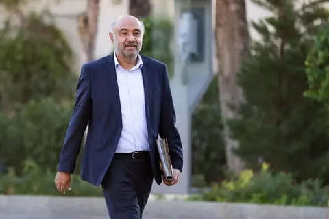 استیضاح وزیر کار به کمیسیون اجتماعی ارجاع شد