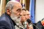 شریعتمداری: شرط ادامه مذاکرات، حذف ترامپ از طرف آمریکایی است