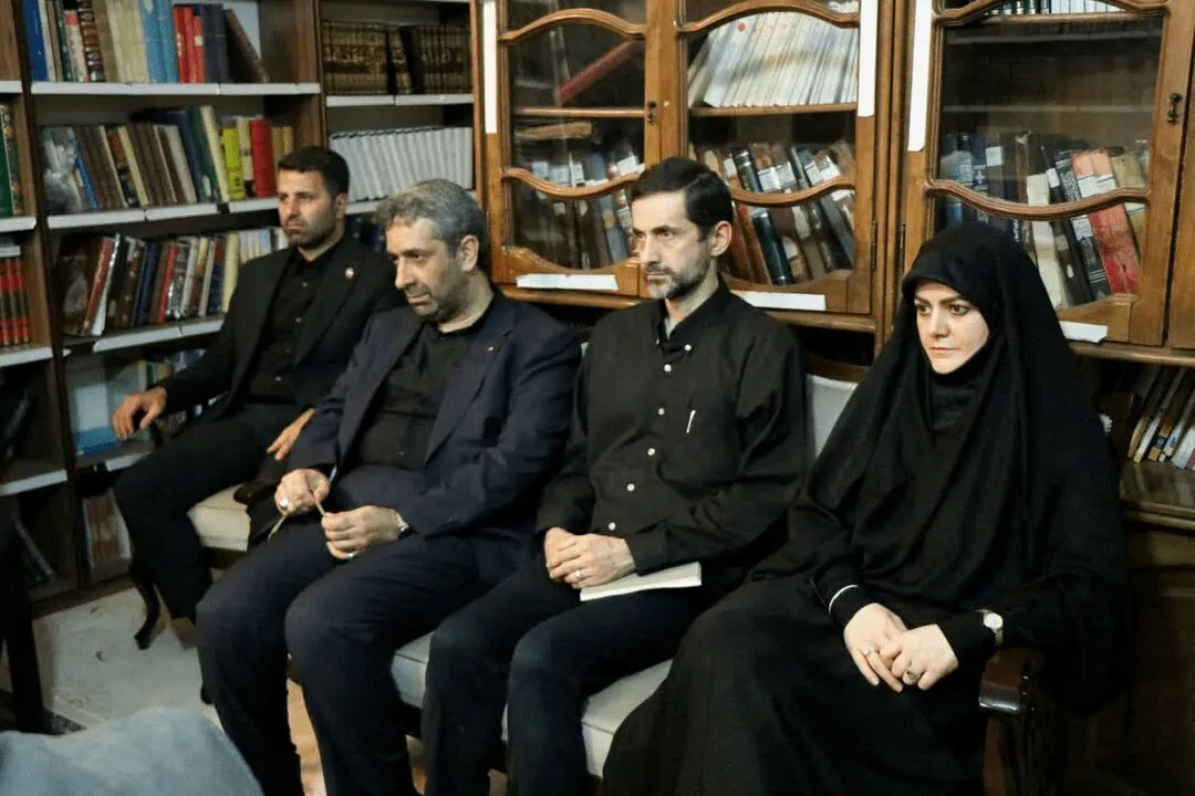 پزشکیان خانوادگی به دیدار آیت الله نوری همدانی رفت