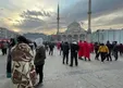 ببینید| سقوط از ساختمان بخاطر ترس از زلزله در استانبول!