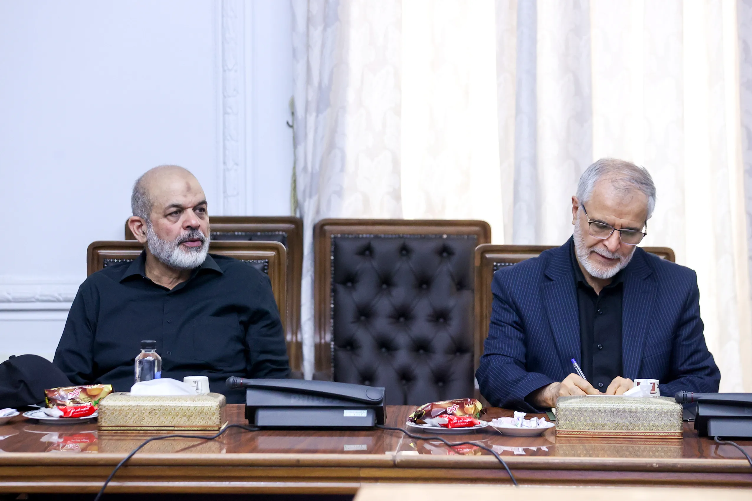اولین تصاویر از سردار احمد وحیدی پس از جنگ